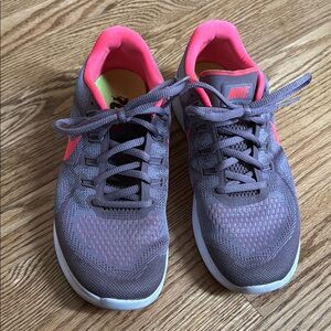 Nike Women's Gray and Pink Running Shoes
